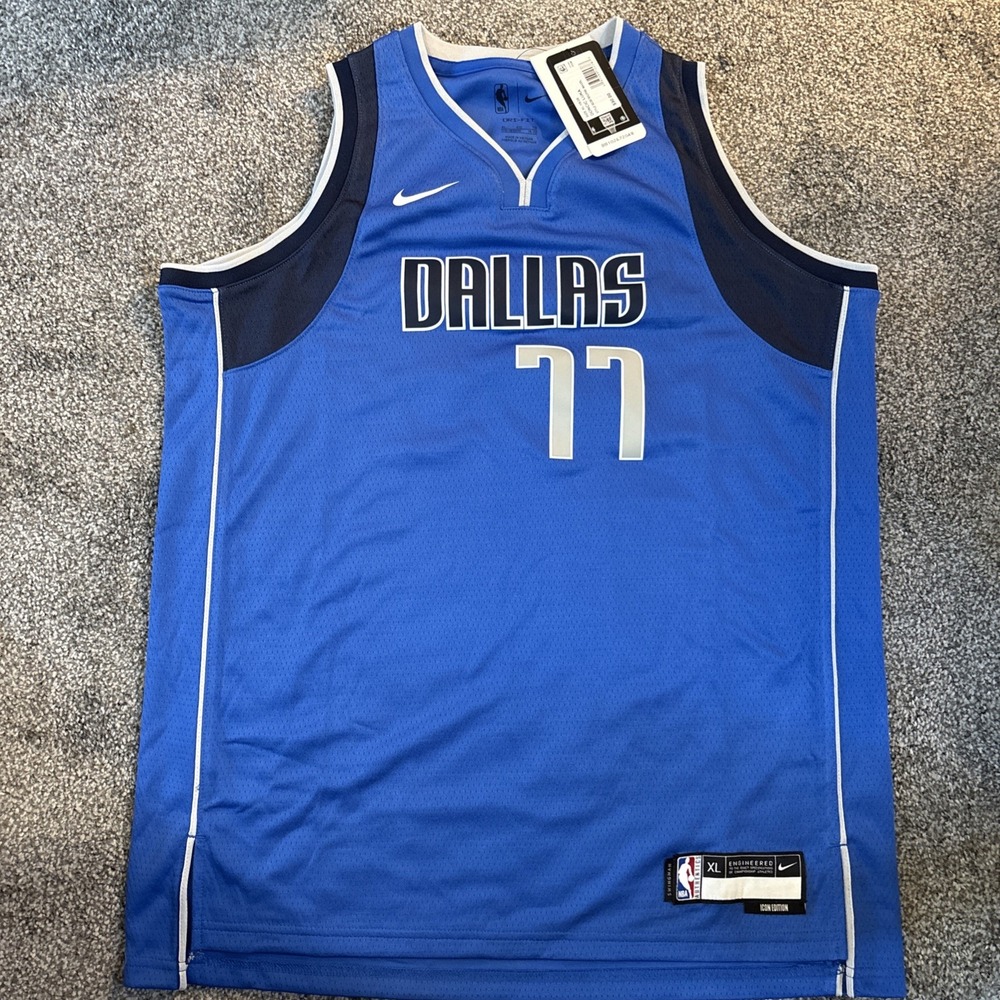Nike NBA Luka Doncic Dallas Mavericks Icon Edition Swingman Jersey Youth XL Blue